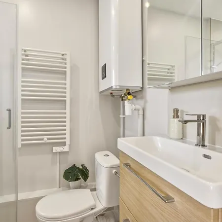 L'escale - Lumineux Et Grand Balcon - 2 A 3 Personnes * Cabourg